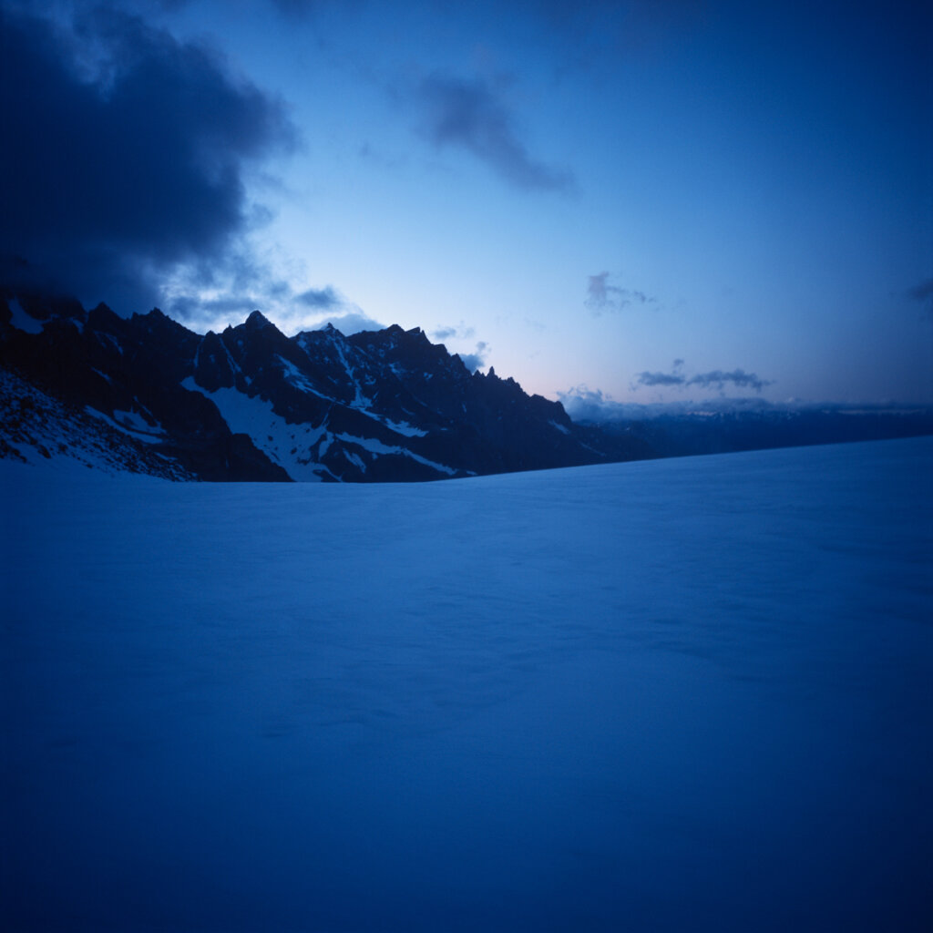 Tôt sur le Glacier Blanc, regard vers l'Est