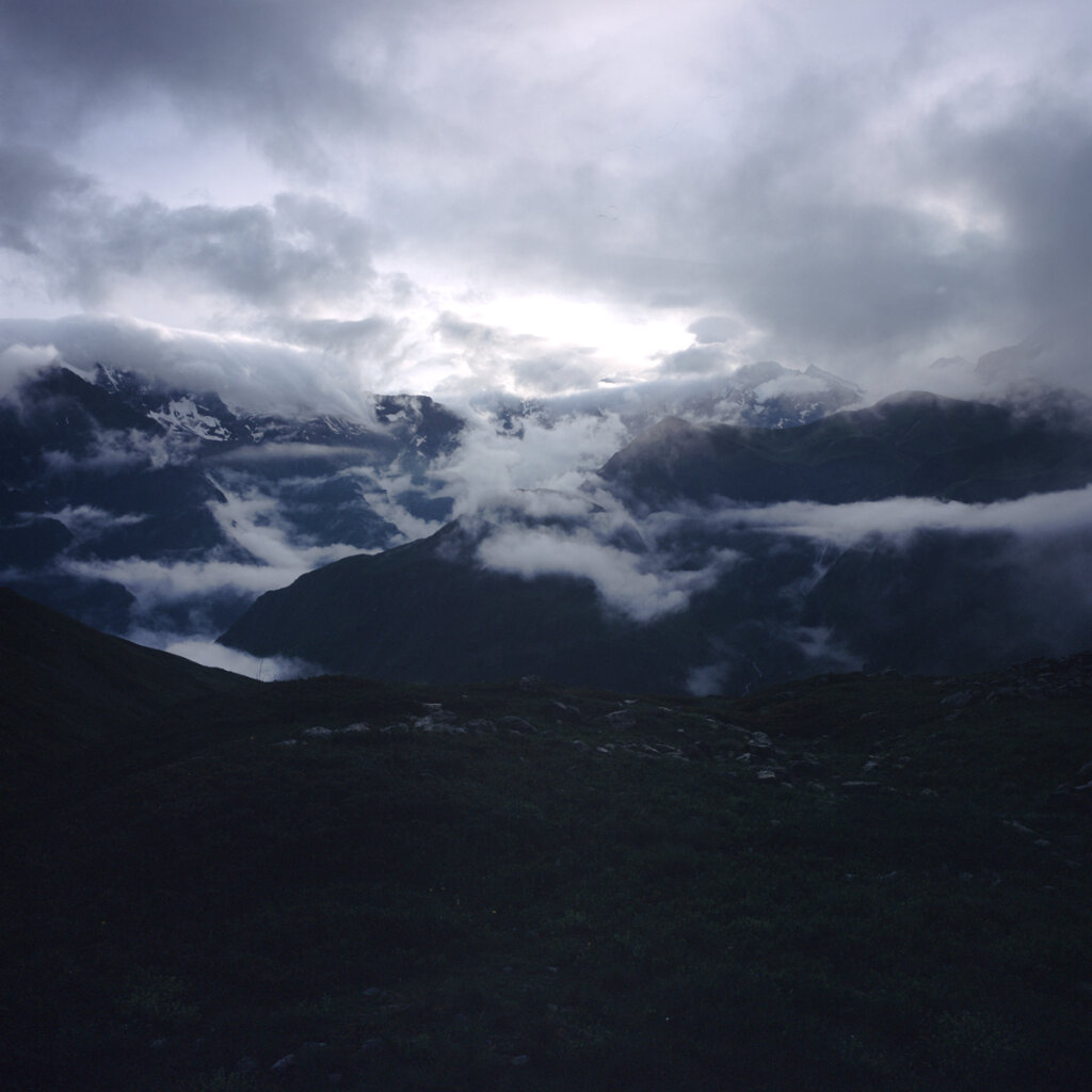 Petit matin sous le Col de la Béranne