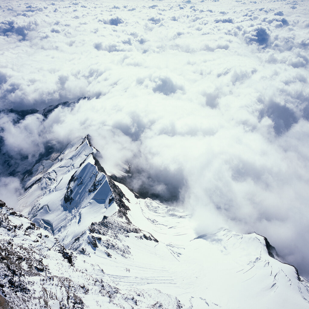 Sea of clouds from the Regina Margherita Hut